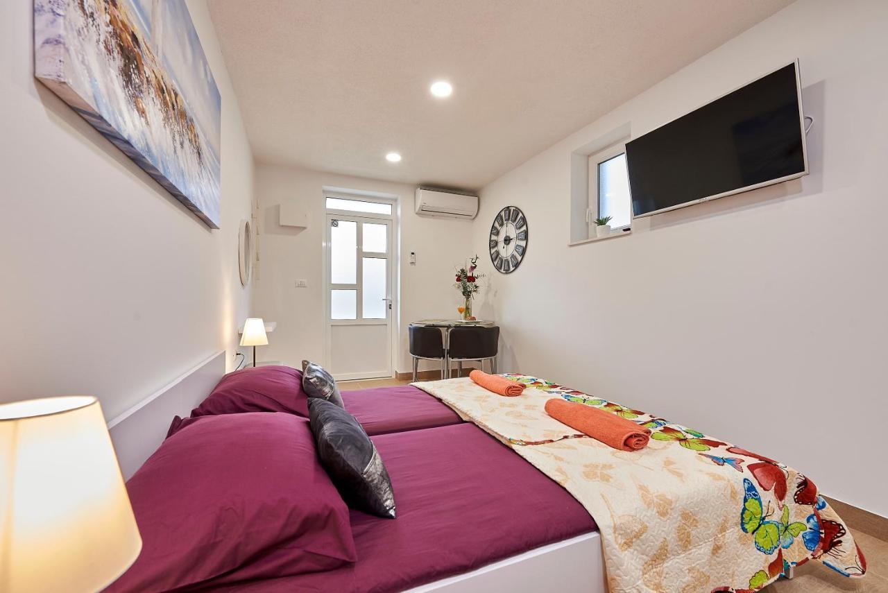 Studio Apartment Bascan Trogir Zewnętrze zdjęcie