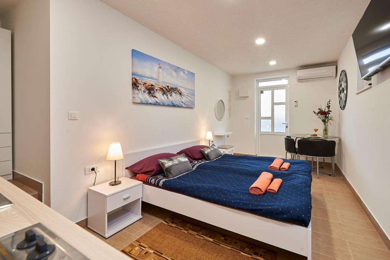 Studio Apartment Bascan Trogir Zewnętrze zdjęcie